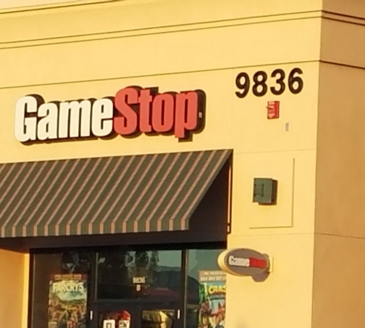 GameStop (Santee,&nbspCA)